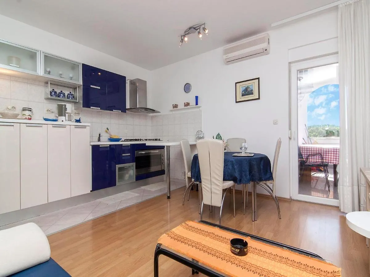 Apartment Ana Lavanda Fazana 0*,  Croatia
